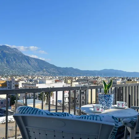 Rooftop Apartment *